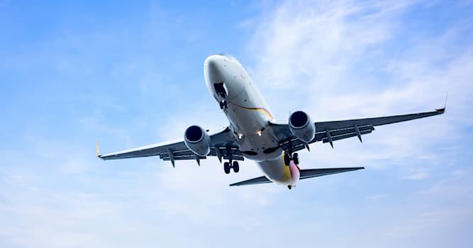 Sociedad Pregunta Trivia: ¿De qué color es la llamada "caja negra" de los aviones?