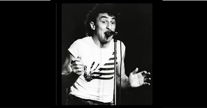 Fee Waybill is the singer for what band? | Trivia Questions