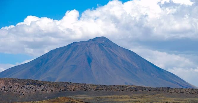Geografía Pregunta Trivia: ¿Cuál es la prominencia del volcán Tungurahua, Ecuador?