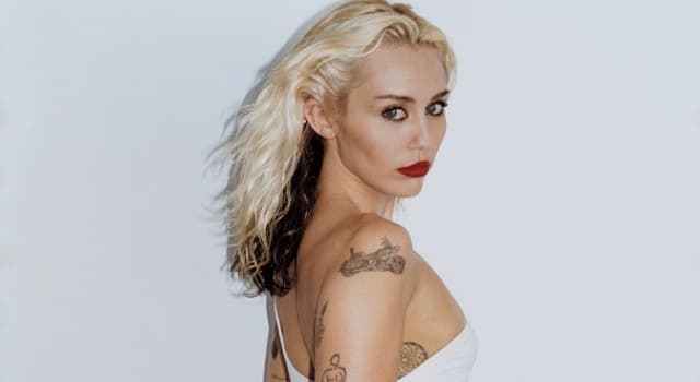 Sinema & TV Trivia Sorusu: Miley Cyrus, şarkı-söz yazarlığının dışında hangi alanlarda da aktiftir?