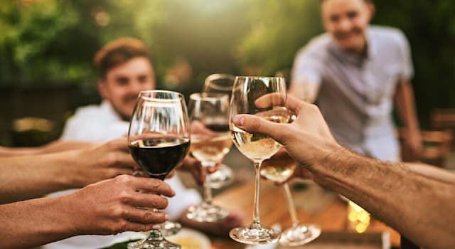 Maatschappij Trivia Vraag: Waarom proosten we?