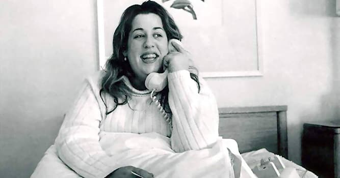 Kültür Trivia Sorusu: Cass Elliot hangi grubun üyesiydi?