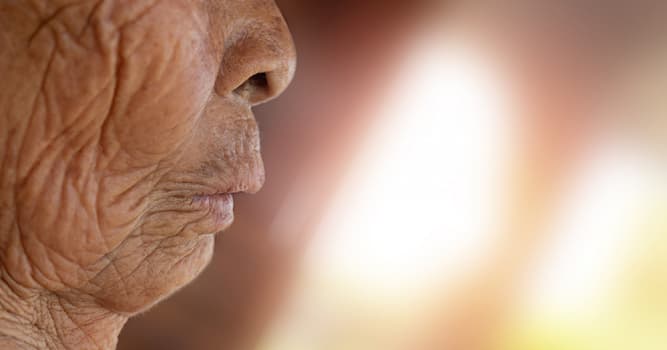 Toplum Trivia Sorusu: Kırışıklık Önleyici Nörotoksin Nedir?