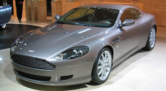 Kültür Trivia Sorusu: Aşağıdaki karakterlerden hangisi "Aston Martin" spor araba markasıyla ilişkilidir?