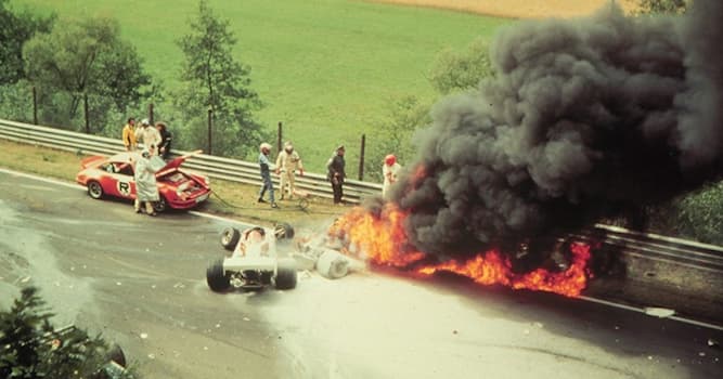 Sport Trivia Vraag: Welke formule 1 coureur raakte verbrand in 1976?