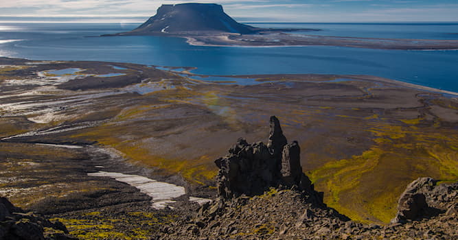 Geography Trivia Question: What is the world's second-largest desert by area?
