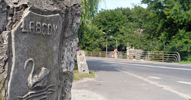 Geografia Pytanie-Ciekawostka: Częścią jakiego miasta są Łabędy?