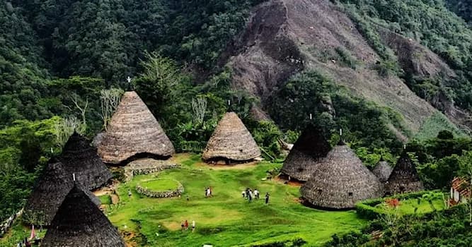 Geografía Pregunta Trivia: ¿En qué año el pueblo Wae Rebo de Indonesia fue declarado Patrimonio de la Humanidad por la UNESCO?