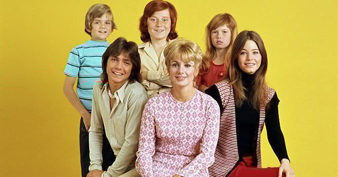 Movies & TV Trivia Question: The 1970s sitcom 'The Partridge Family' was based on what real-life family band?