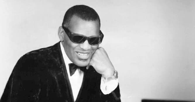 Kultura Pytanie-Ciekawostka: Na jakim instrumencie głównie grał Ray Charles?