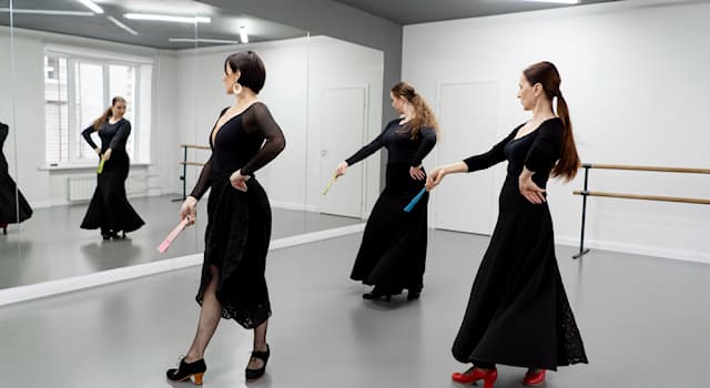 Culture Question: Comment s'appelle la dernière répétition avant la première d'une pièce ou d'un concert ?