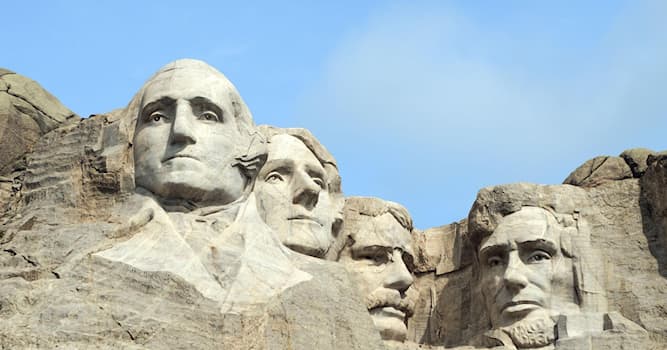 Aardrijkskunde Trivia Vraag: Welke Amerikaanse president werd niet gebeeldhouwd in Mount Rushmore?