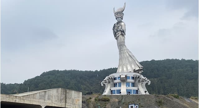Cultura Pregunta Trivia: ¿En qué provincia de China se ubica la estatua de la diosa de la belleza Yang Asha?