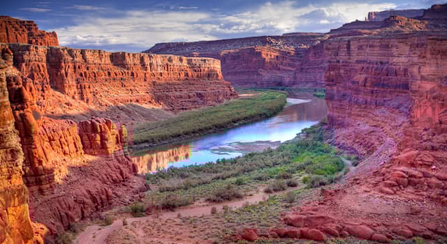 Geografia Pytanie-Ciekawostka: W którym kraju znajduje się Park Narodowy Canyonlands?
