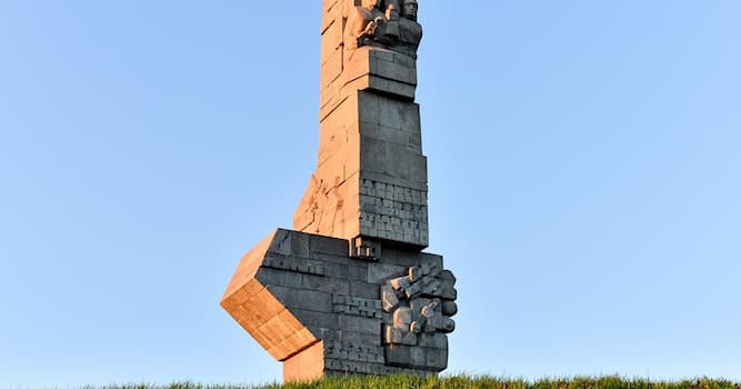 społeczeństwo Pytanie-Ciekawostka: Jaki monument przedstawia zdjęcie?