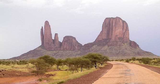 Aardrijkskunde Trivia Vraag: Hoe heet dit bergmassief in Mali?