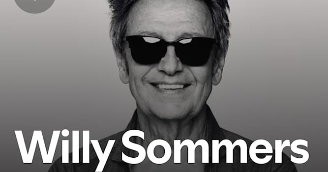 Cultuur Trivia Vraag: Ik draai, hier rond, en rond, en rond ... Hoe gaat deze bekende hit van Willy Sommers verder?