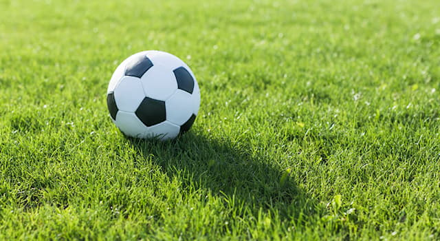 Spor Trivia Sorusu: Futbol sahasının zemini ne olarak adlandırılır?