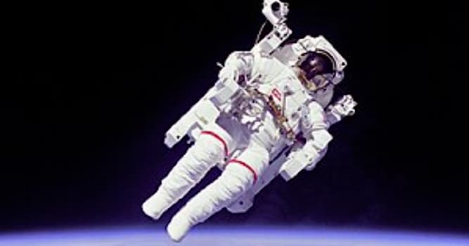 Kültür Trivia Sorusu: Amerikalı astronot John Glenn, Mercury görevi sırasında alüminyum bir tüpten ne yemiştir?
