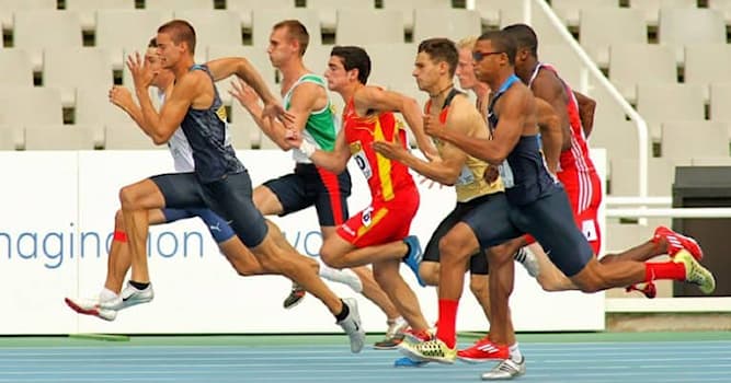 Sport Trivia Vraag: Wie liep als eerste sneller dan 10 seconden op de 100 meter sprint?