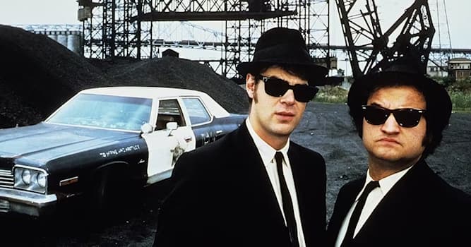 Films & TV Trivia Vraag: Wie speelde naast Dan Aykroyd (Jake Blues) de rol van zijn broer Elwood in The Blues Brothers (1980)?