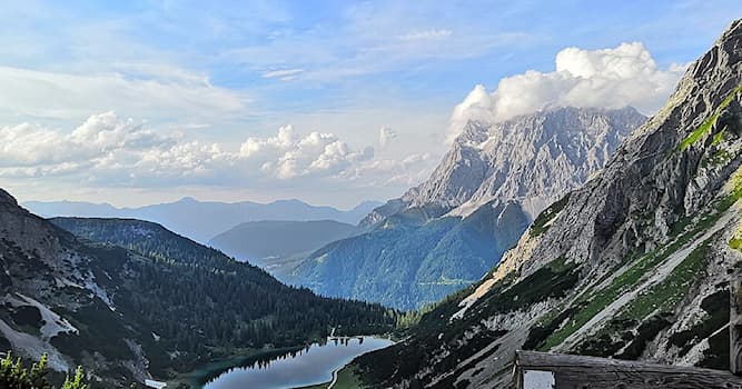 Aardrijkskunde Trivia Vraag: Hoe heet de hoogste berg van Duitsland?