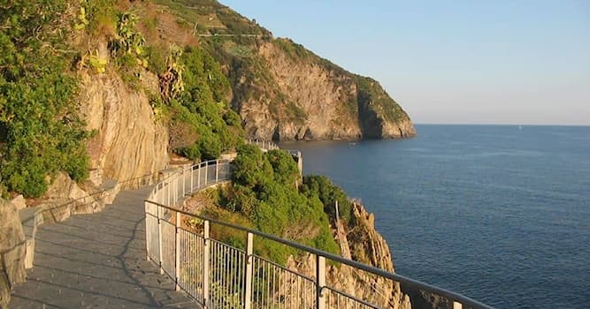 Aardrijkskunde Trivia Vraag: Hoe heet dit wandelpad dat de dorpen van Cinque Terre met elkaar verbindt?