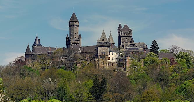 Aardrijkskunde Trivia Vraag: In welk land ligt dit beroemde kasteel?