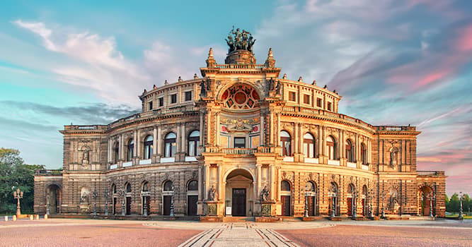 Aardrijkskunde Trivia Vraag: In welke Duitse stad staat de beroemde Semperoper?