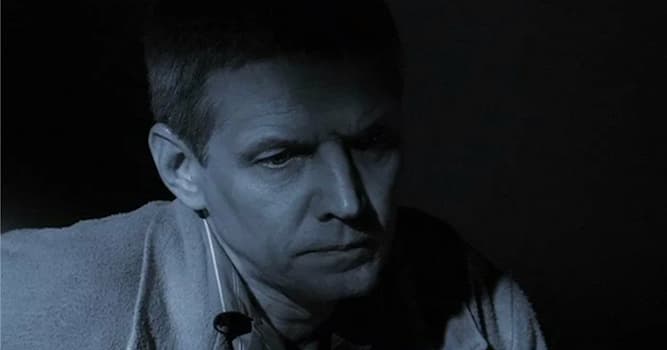 Культура Вопрос: Как мастер выиграл сто тысяч рублей в романе «Мастер и Маргарита»?