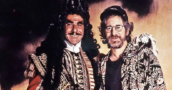 Films & TV Trivia Vraag: Wie speelde in 1991 de rol van Peter Pan in Hook, een film van Steven Spielberg?