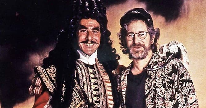 Films & TV Trivia Vraag: Wie speelt de rol van Tinker Bell in Hook, een film van Steven Spielberg gebaseerd op Peter Pan?