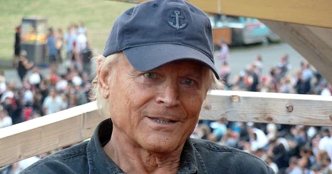 Film & Fernsehen Wissensfrage: Wo wurde der Filmschauspieler Terence Hill (Foto) geboren?