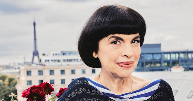 Films et télé Question: Comment s'appelle la chanteuse française ?