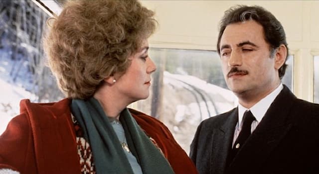 Films et télé Question: Quels sont les deux acteurs principaux du film “ Agent trouble “, sorti en 1987 ?