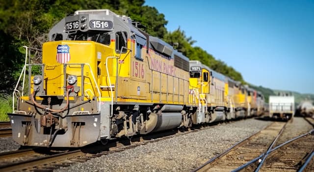 Toplum Trivia Sorusu: Bir trenin ön kısmına ne ad verilir?