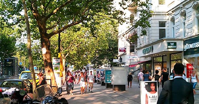 Aardrijkskunde Trivia Vraag: Hoe heet de grootste en belangrijkste winkelboulevard van Berlijn?