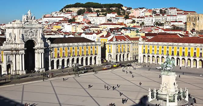 Aardrijkskunde Trivia Vraag: Hoe heet dit grote plein in Lissabon?