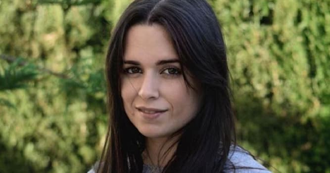 Cultura Pregunta Trivia: ¿Quién es la autora de la novela titulada "Llévame a cualquier lugar"?