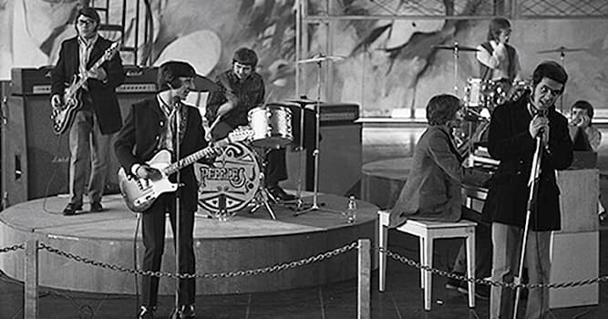 Cultuur Trivia Vraag: Wie scoorde in 1968 een hit met Seven Horses in the Sky?