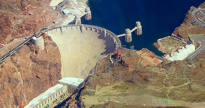 Aardrijkskunde Trivia Vraag: Op welke rivier is de Hooverdam gebouwd?