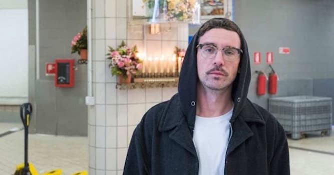 Cinema & TV Domande: Qual è il nome originale del rapper Willie Peyote?