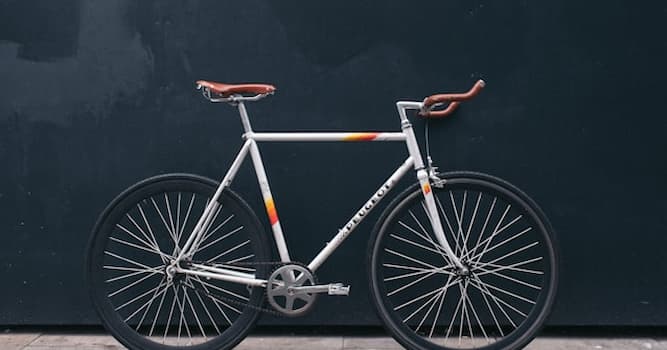 Sociedad Pregunta Trivia: ¿Qué tipo de bicicleta está diseñada para la conducción todoterreno?