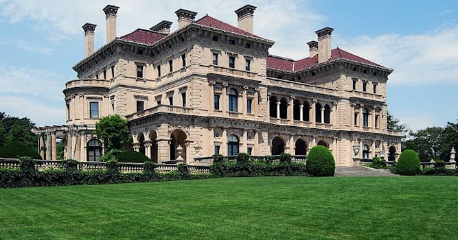 Geschiedenis Trivia Vraag: Welke bekende Amerikaanse familie liet The Breakers, op Rhode Island, bouwen?