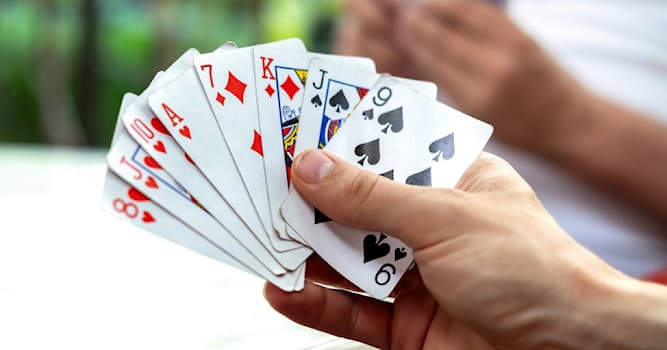 Kultur Wissensfrage: Bei welchem Kartenspiel gibt es einen "Grand Slam"?