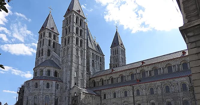 Aardrijkskunde Trivia Vraag: In welke Belgische stad vind je deze bekende kathedraal?