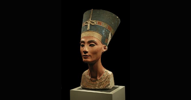 Cultuur Trivia Vraag: In welke museum bevindt zich de beroemde buste van Nefertiti?