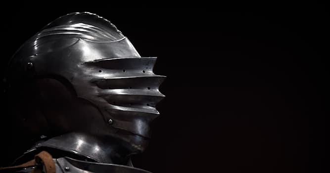 Geçmiş Trivia Sorusu: Şövalyenin miğferindeki siper hangi bölgeyi korurdu?