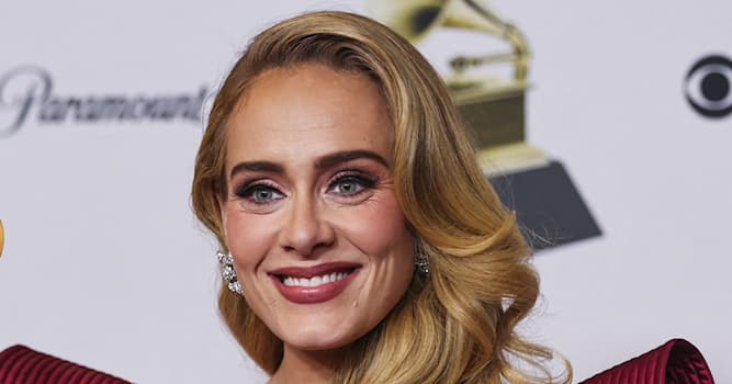 Cultuur Trivia Vraag: Wat is de achternaam van de Britse zangeres Adele?