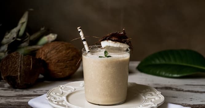 Kültür Trivia Sorusu: Smoothielerde yaygın olan malzeme nedir?